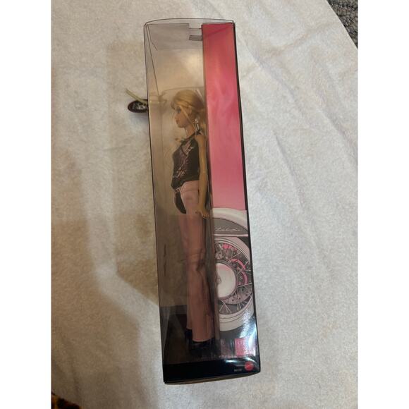 Harley Davidson Barbie in box 50 year anniversary edition - Picture 5 of 9